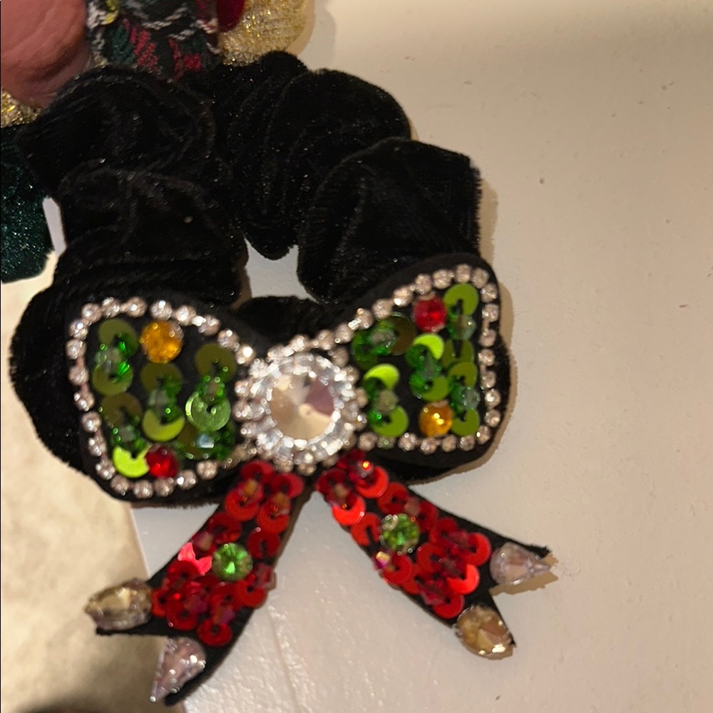 NWOT Black Velvet Scrunchie with Sequin Bow